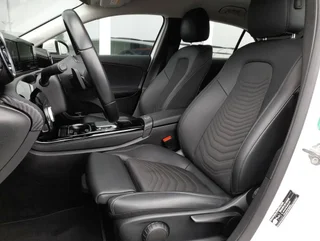 A 250e PHEV Aut - Image 10